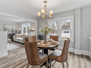 2723 Queen Avenue N, Minneapolis, MN 55411