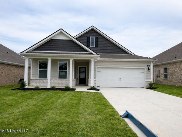 68 Powell Place, Byhalia, MS 38611