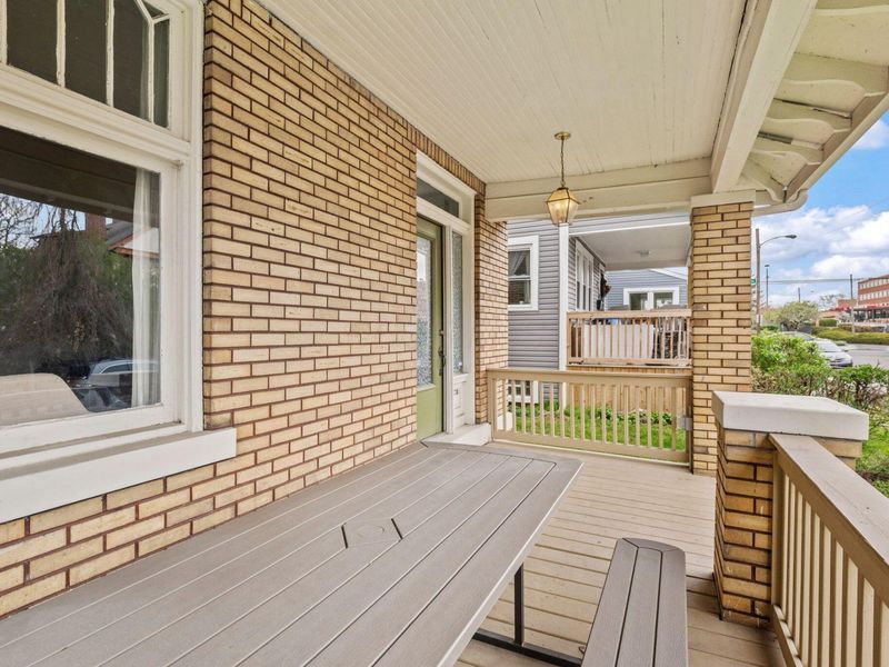 1515 Menlo Place, Columbus, OH 43203 Photo 3