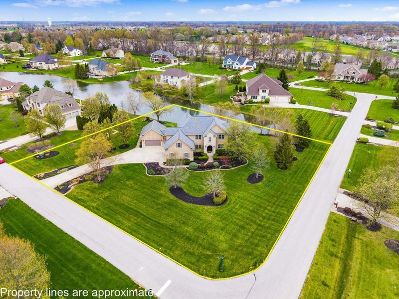 8674 Filiz Lane, Powell, OH 43065 Photo 3