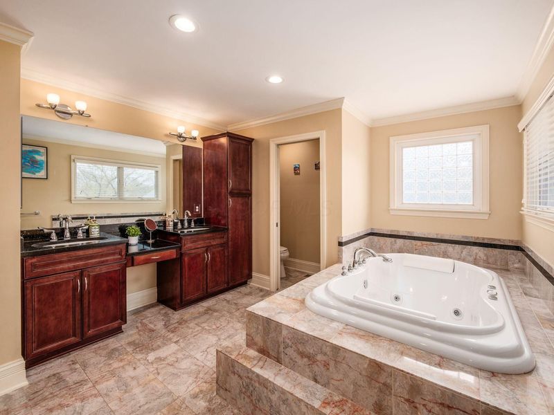 8674 Filiz Lane, Powell, OH 43065 Photo 34