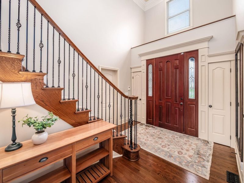 8674 Filiz Lane, Powell, OH 43065 Photo 4