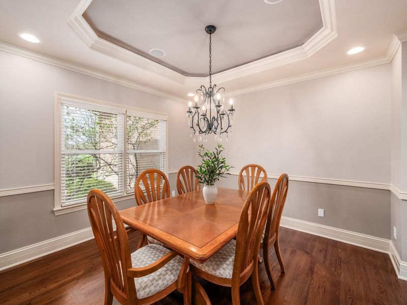 8674 Filiz Lane, Powell, OH 43065 Photo 9