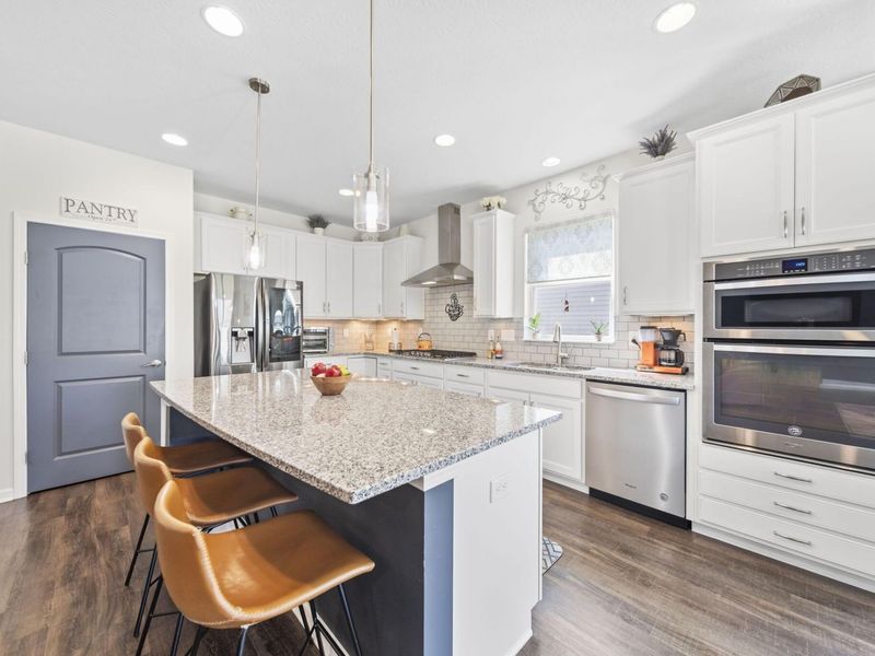 868 Zeller Circle, Pickerington, OH 43147 Photo 6