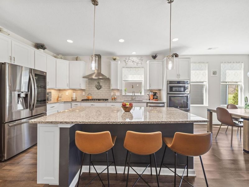 868 Zeller Circle, Pickerington, OH 43147 Photo 8