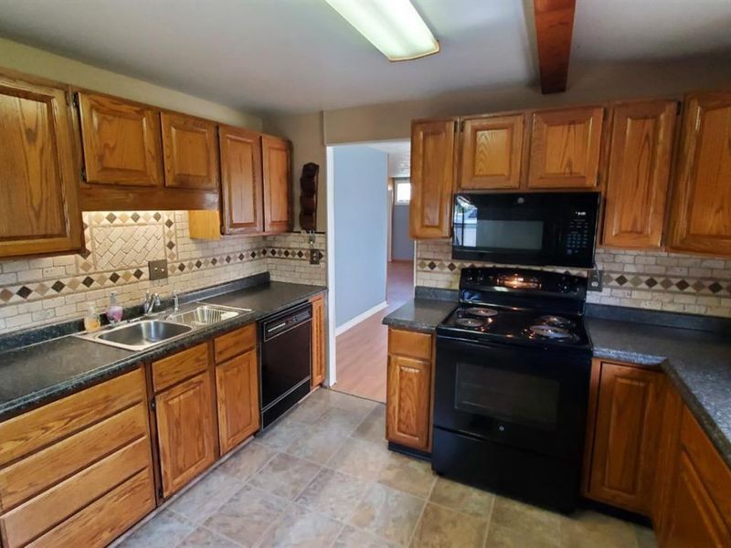 7 Apache Court, Loveland, OH 45140 Photo 6