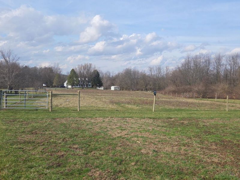 895 Hale Road, Adams Twp, OH 45177 Photo 3