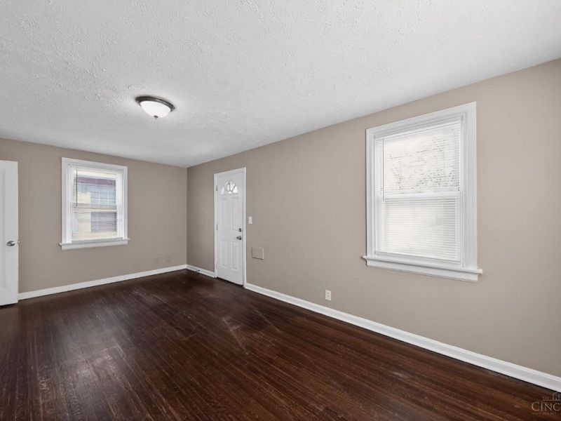 1631 Goodman Avenue, North College Hill, OH 45239 Photo 6