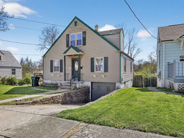 1893 Ashbrook Drive, Cincinnati, OH 45238
