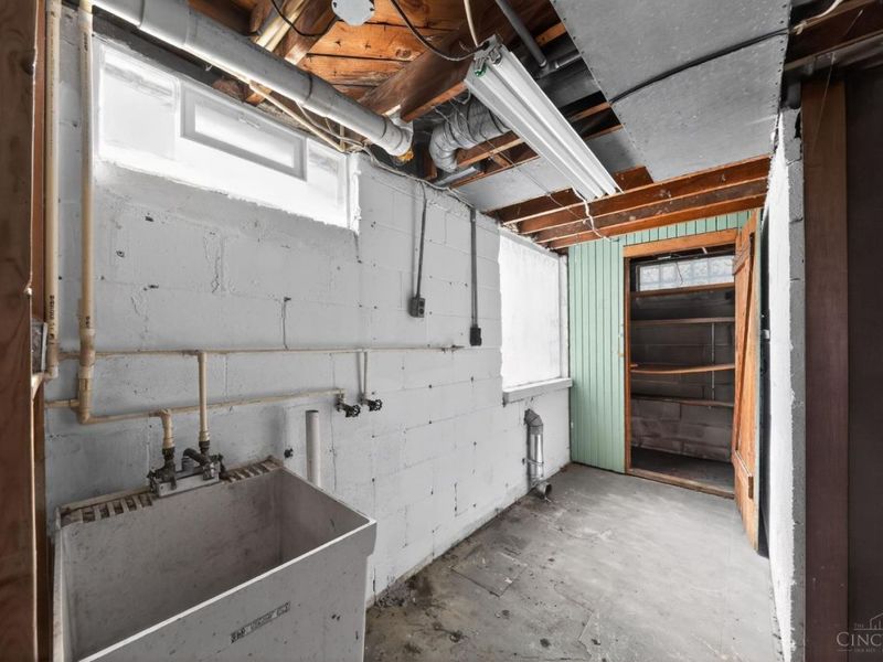 1893 Ashbrook Drive, Cincinnati, OH 45238 Photo 25