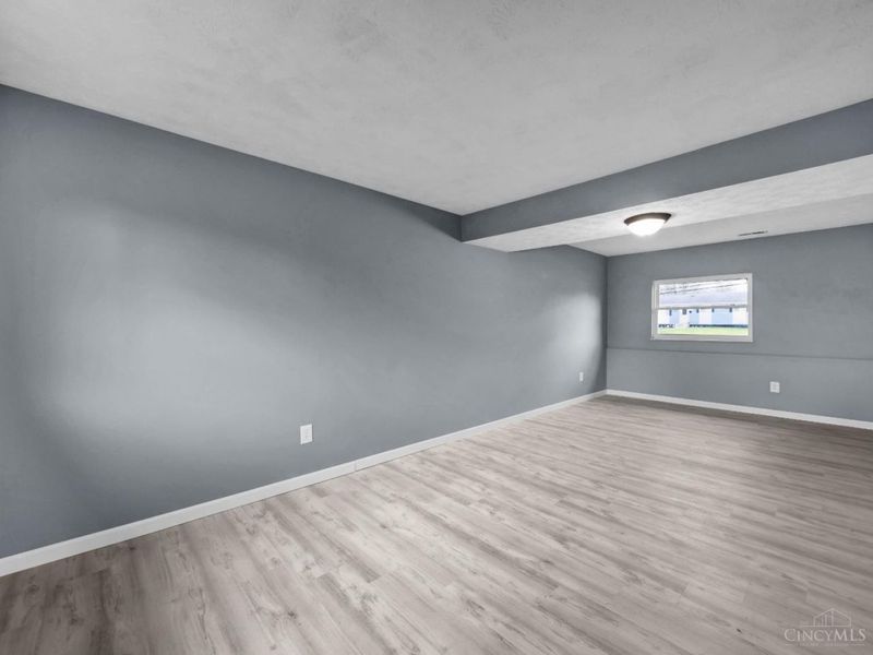 1034 W Kemper Road, Forest Park, OH 45240 Photo 20