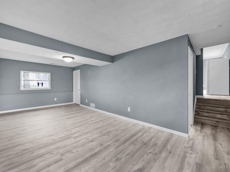 1034 W Kemper Road, Forest Park, OH 45240 Photo 21