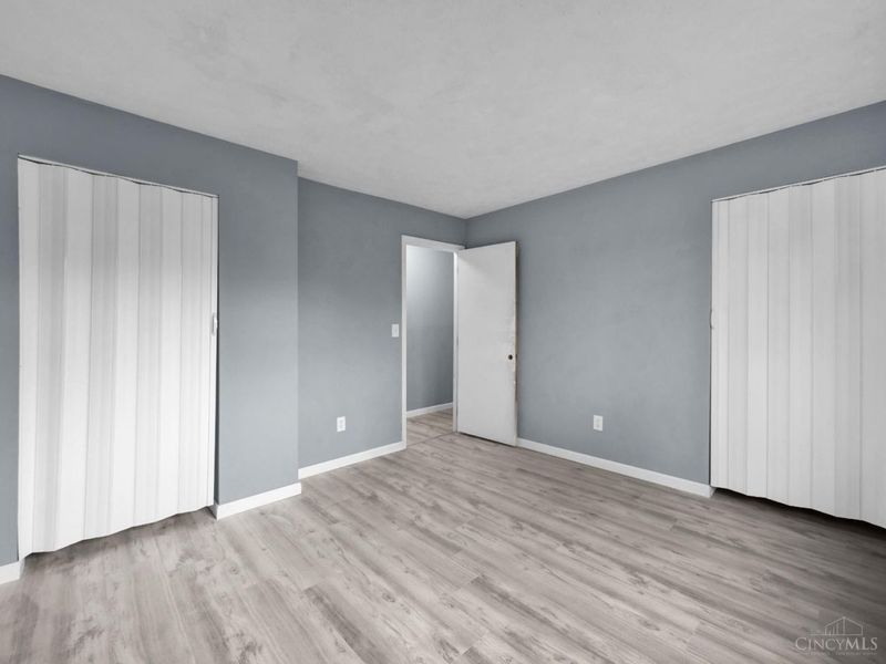 1034 W Kemper Road, Forest Park, OH 45240 Photo 22