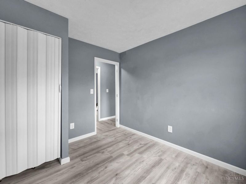 1034 W Kemper Road, Forest Park, OH 45240 Photo 24