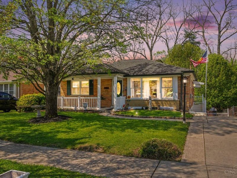 5338 Briarhill Drive, Delhi Twp, OH 45238 Photo 2