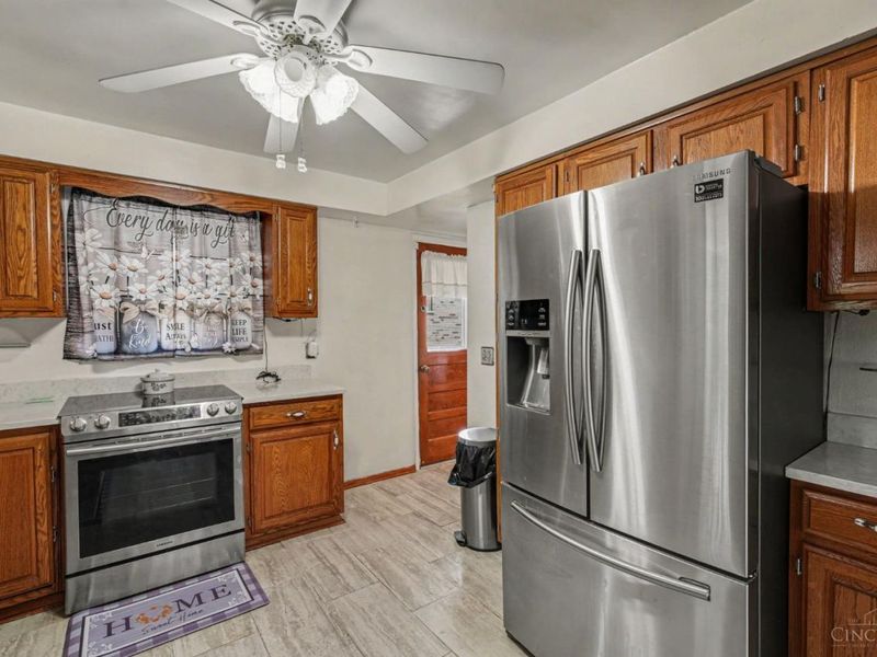 5338 Briarhill Drive, Delhi Twp, OH 45238 Photo 9