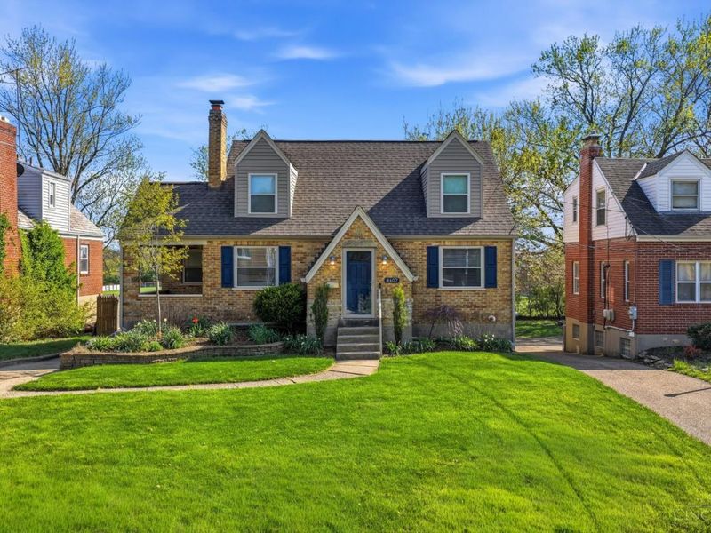 4407 Raceview Avenue, Green Township, OH 45211 Photo 1