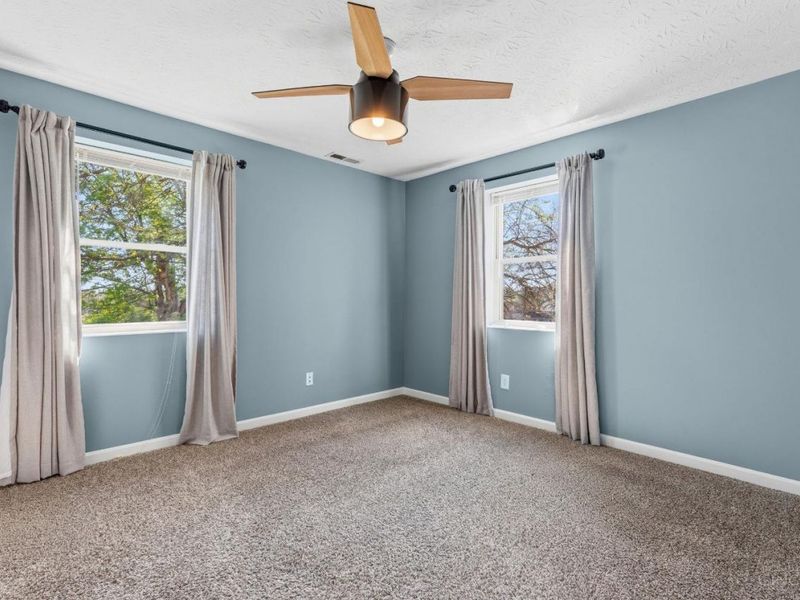 4407 Raceview Avenue, Green Township, OH 45211 Photo 20