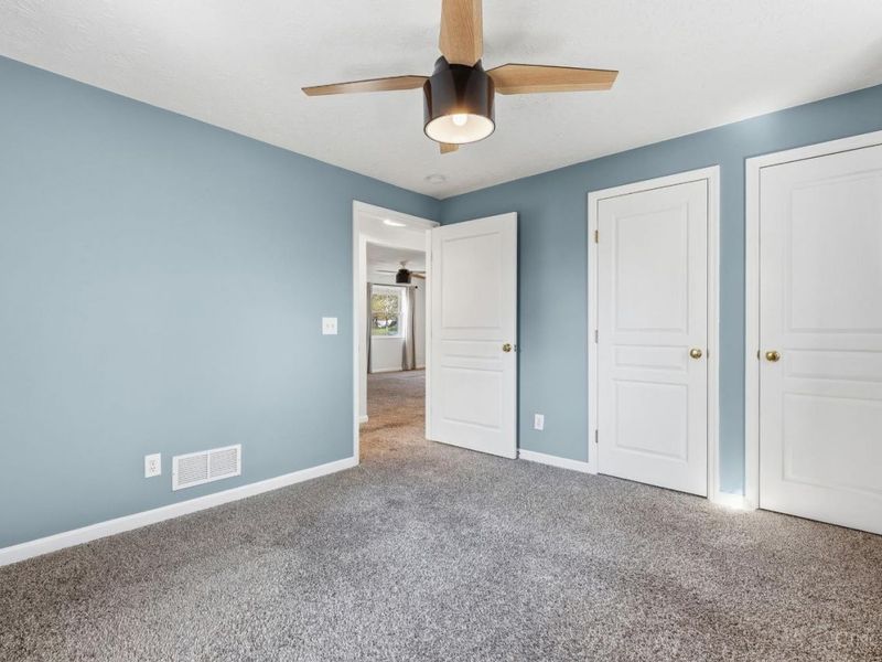 4407 Raceview Avenue, Green Township, OH 45211 Photo 21