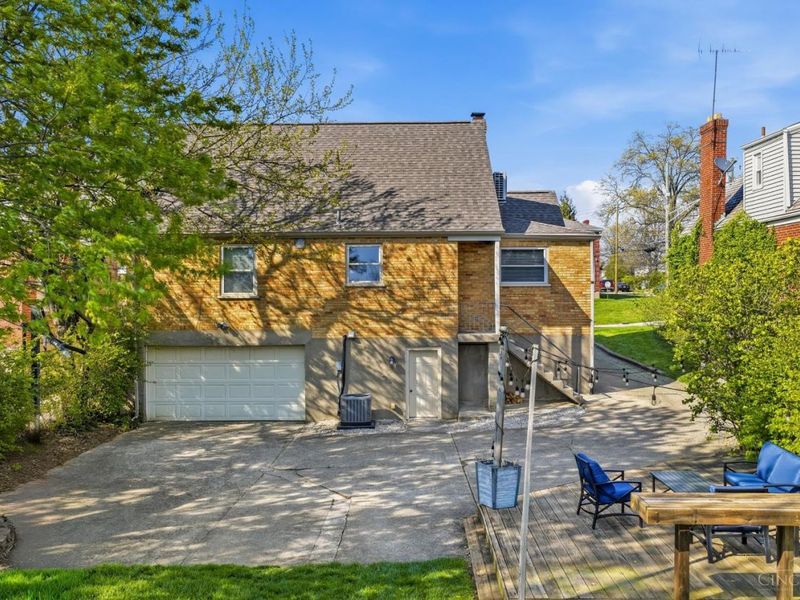 4407 Raceview Avenue, Green Township, OH 45211 Photo 43