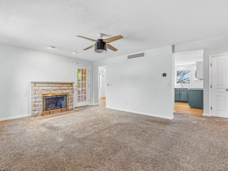 4407 Raceview Avenue, Green Township, OH 45211 Photo 6