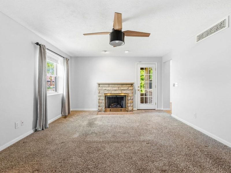 4407 Raceview Avenue, Green Township, OH 45211 Photo 8