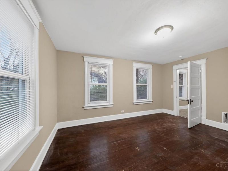 3502 Meadow Avenue, Cheviot, OH 45211 Photo 8