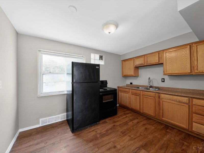 3097 Westwood Northern Boulevard, Cincinnati, OH 45211 Photo 10