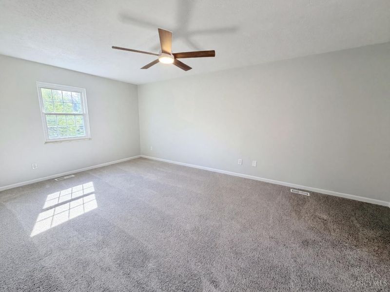 1379 Gumbert Drive, Batavia Twp, OH 45102 Photo 11