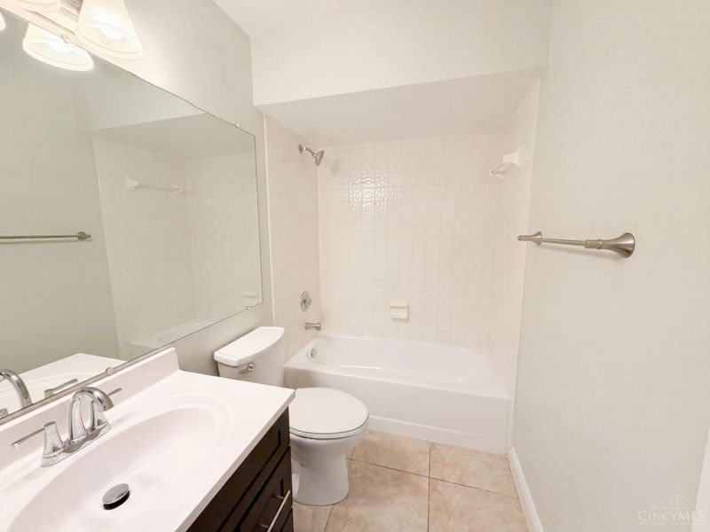 1379 Gumbert Drive, Batavia Twp, OH 45102 Photo 18