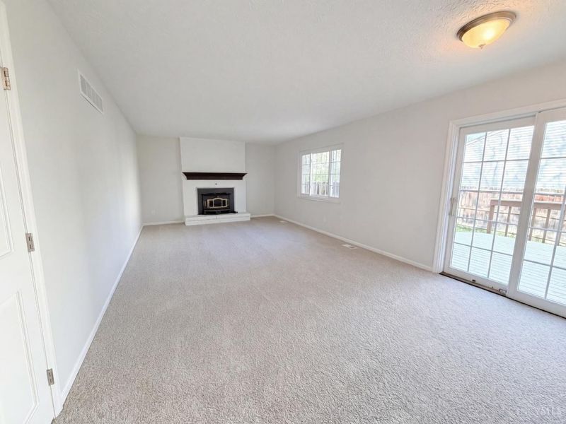 1379 Gumbert Drive, Batavia Twp, OH 45102 Photo 3