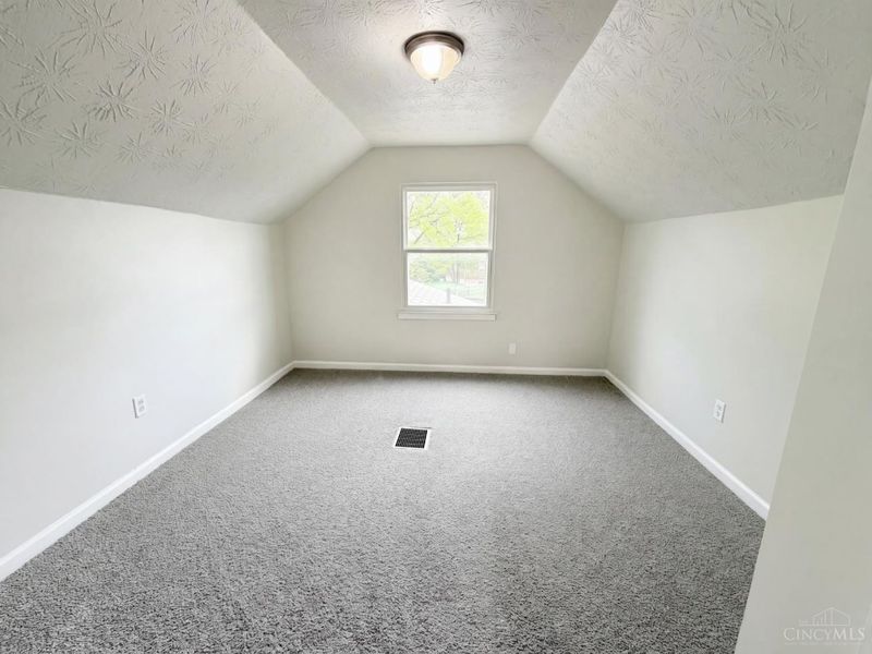 8456 Jackies Drive, Colerain Township, OH 45239 Photo 18