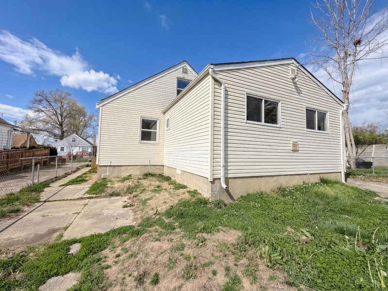 8456 Jackies Drive, Colerain Township, OH 45239 Photo 5