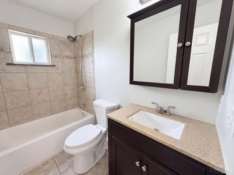 8456 Jackies Drive, Colerain Township, OH 45239 Photo 6