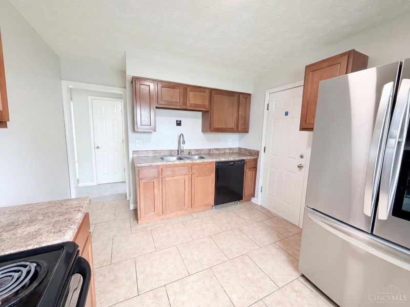 8456 Jackies Drive, Colerain Township, OH 45239 Photo 8