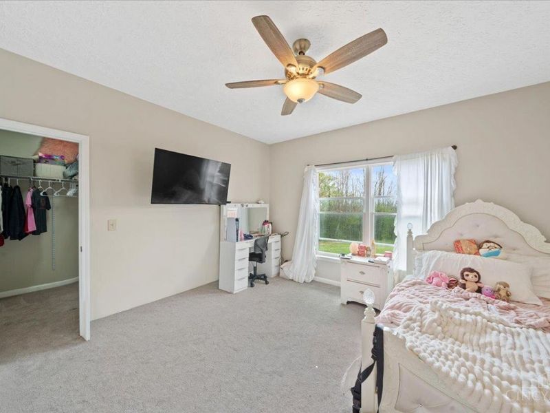 1034 Hill Top Lane, Franklin Twp, OH 45120 Photo 18