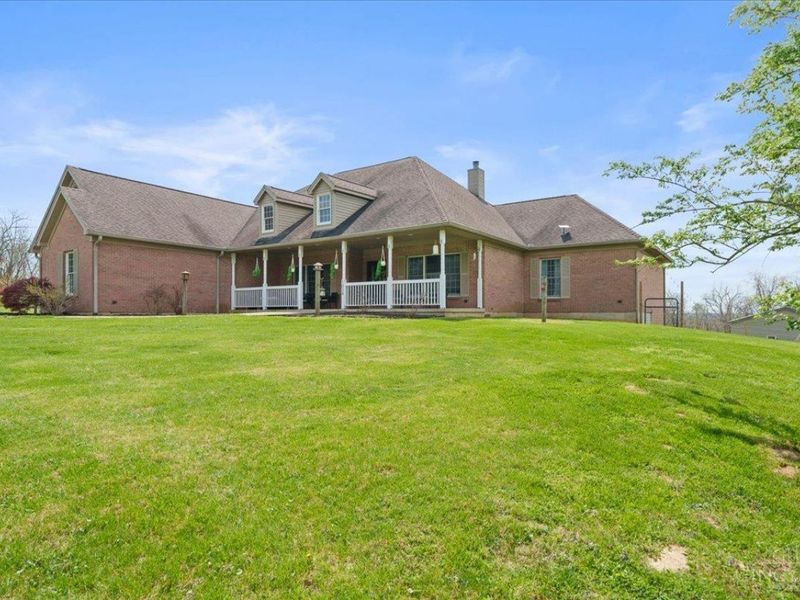 1034 Hill Top Lane, Franklin Twp, OH 45120 Photo 2