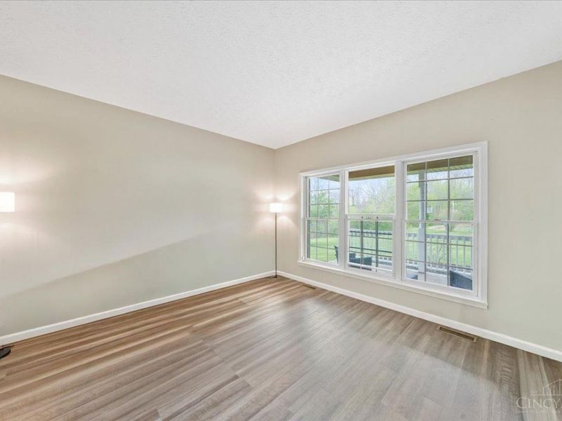 1034 Hill Top Lane, Franklin Twp, OH 45120 Photo 22