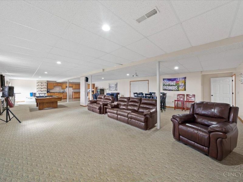 1034 Hill Top Lane, Franklin Twp, OH 45120 Photo 32