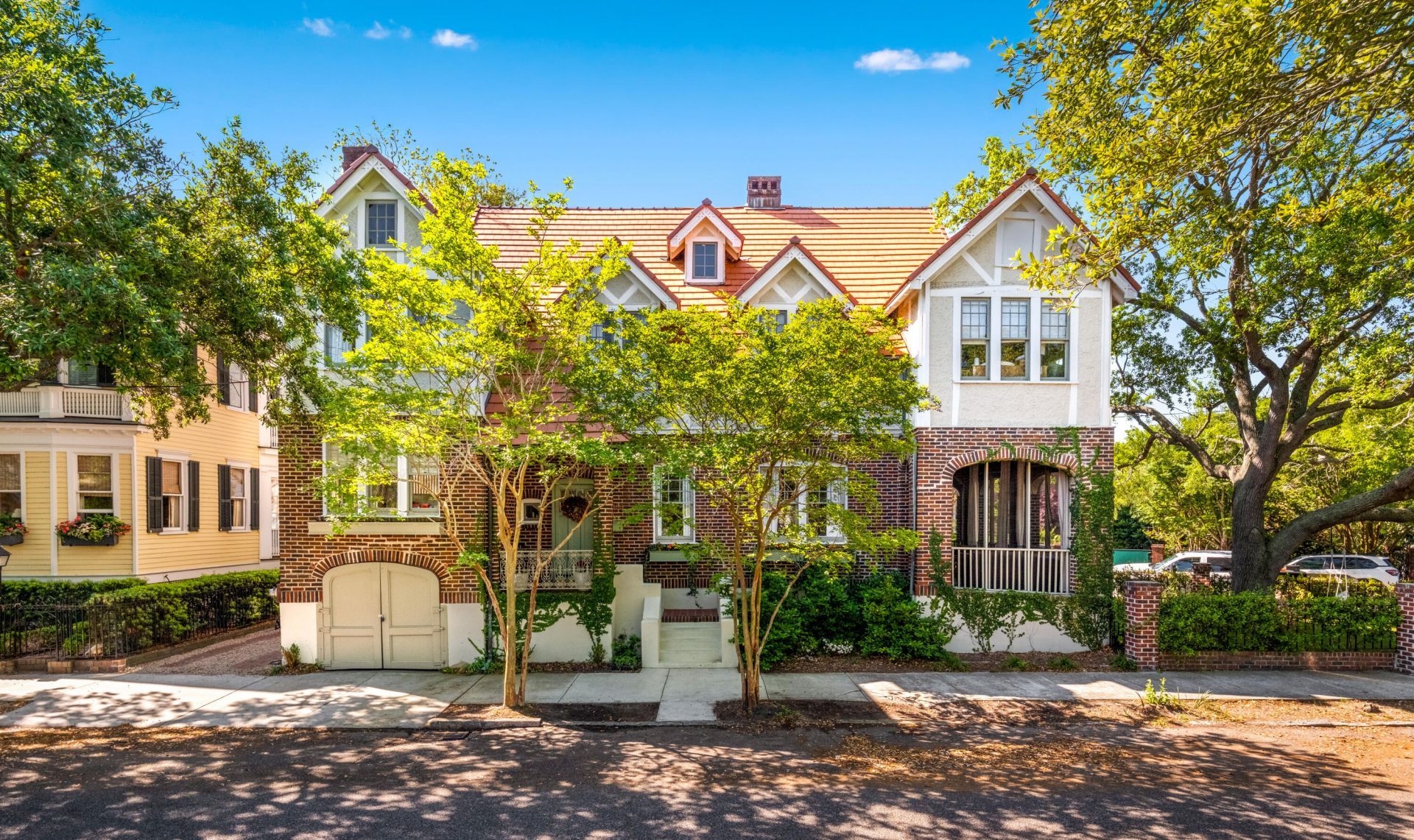 183 Tradd Street Photo 1