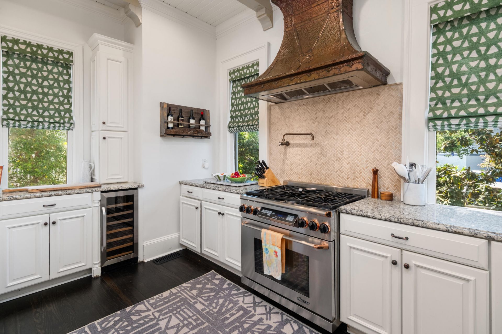 183 Tradd Street Photo 22