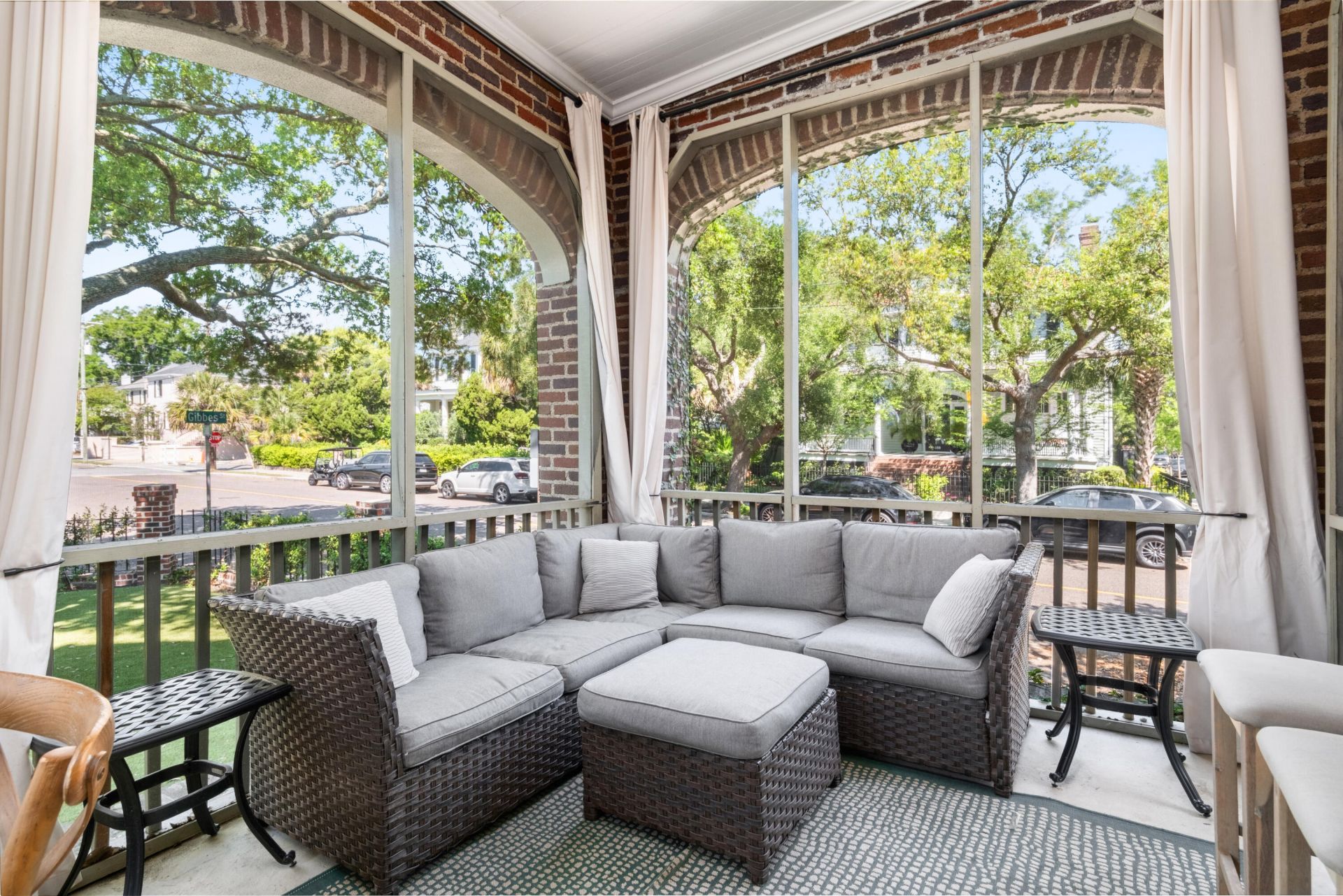 183 Tradd Street Photo 26