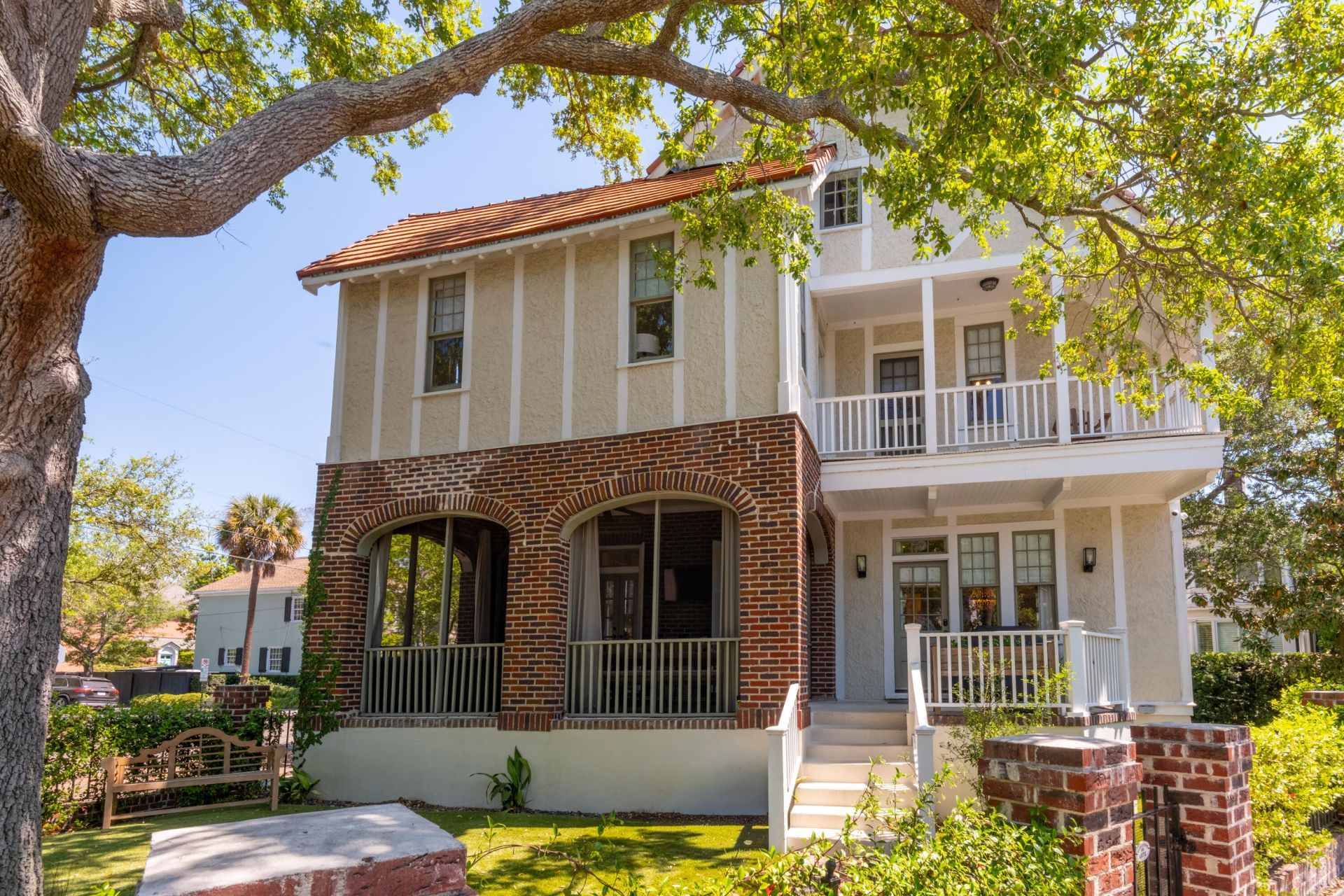 183 Tradd Street Photo 3