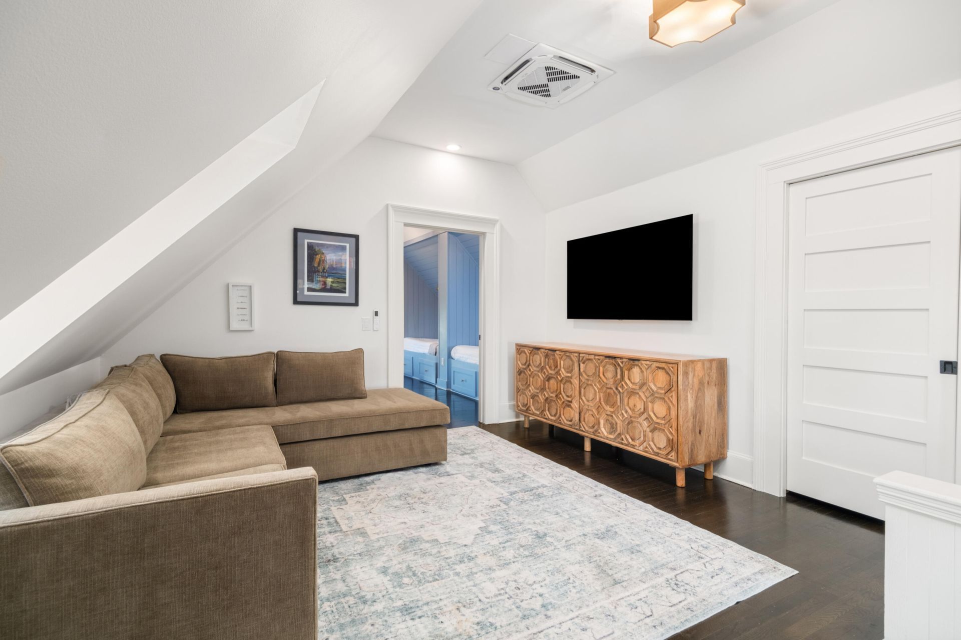 183 Tradd Street Photo 45