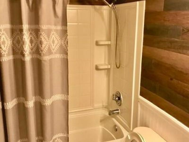 814 Primrose Drive, Wapakoneta, OH 45895 Photo 17