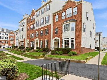 7469 BRUNSON CIRCLE, GAINESVILLE, VA 20155