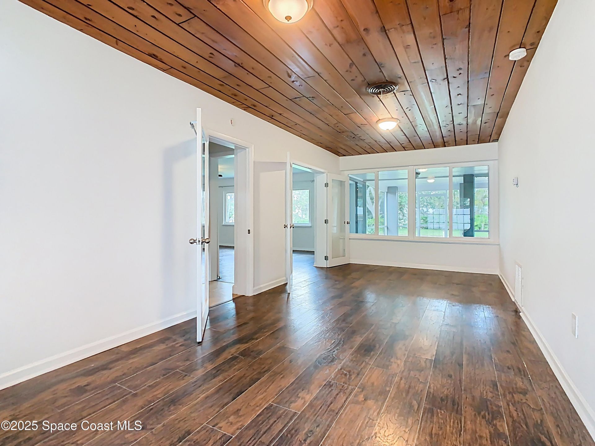 819 W Whitmire Drive , Melbourne, FL 32935 Photo