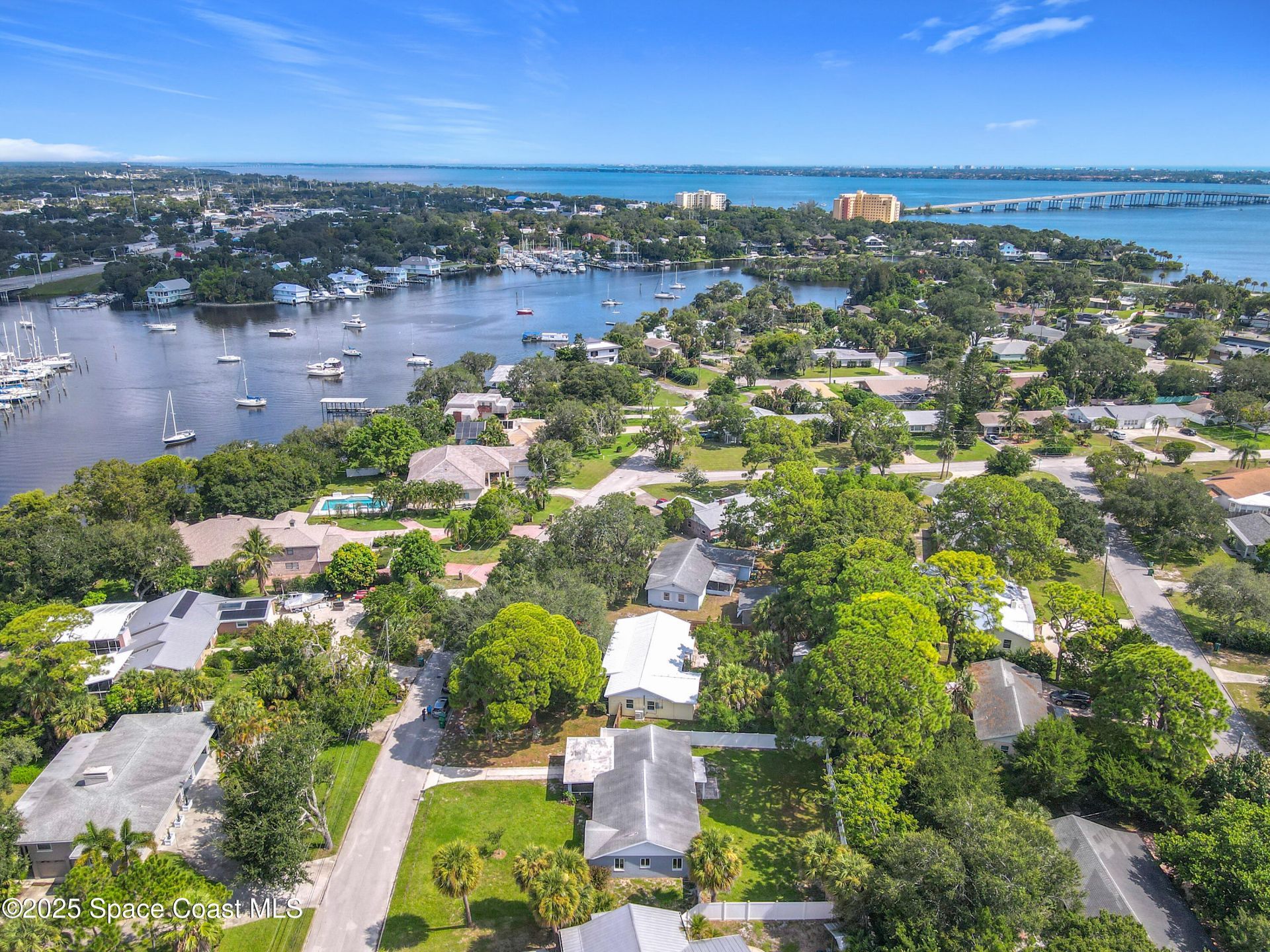 819 W Whitmire Drive , Melbourne, FL 32935 Photo