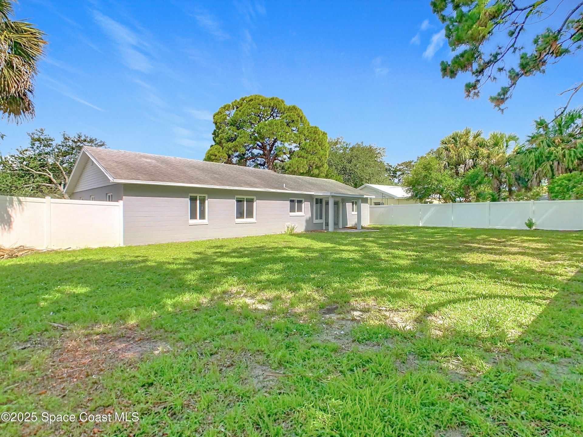 819 W Whitmire Drive , Melbourne, FL 32935 Photo