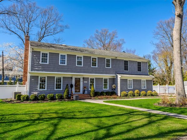 31 Meroke Trail, Port Jefferson, NY 11777